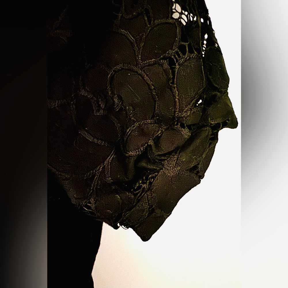 Adorable layered black lace top blouse puff sleeves Boho Y2K Regencycore cottage - Picture 4 of 9